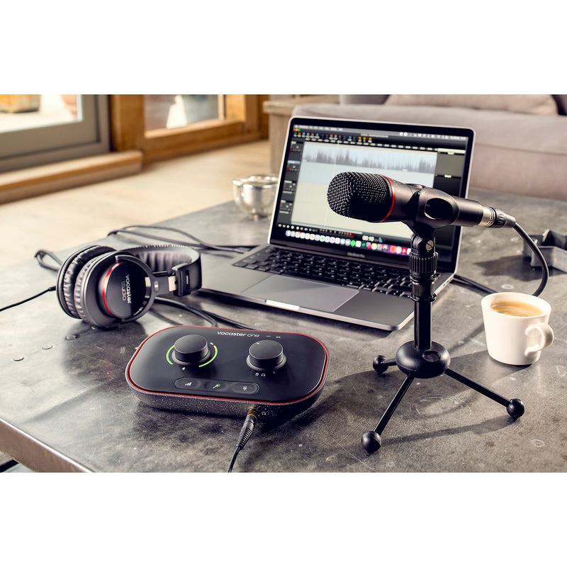 Focusrite Vocaster One Studio Bundle